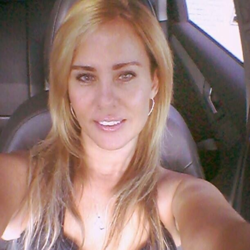 Meet your Posher, Evelyn